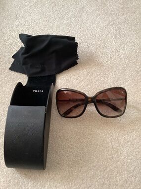 PRADA Acetate SPR 28L Sunglasses Havana